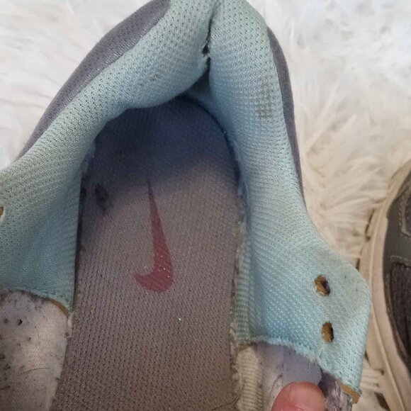 Nike Revolution Size 7 - Picture 8 of 11